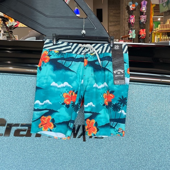 Billabong Sunday Airlite Tropical Boardshort